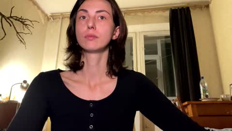 Snapshot of aevra chatting on October 5, 6:35 pm vegans taste better online show from October 5, 6:35 pm