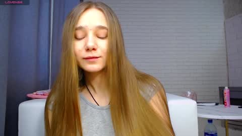afeliya_shy online show from February 7, 1:11 pm