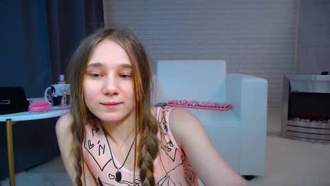 afeliya_shy online show from February 1, 10:44 pm