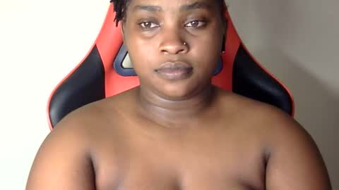 Snapshot of african001 chatting on October 4, 2:50 am stella online show from October 4, 2:50 am