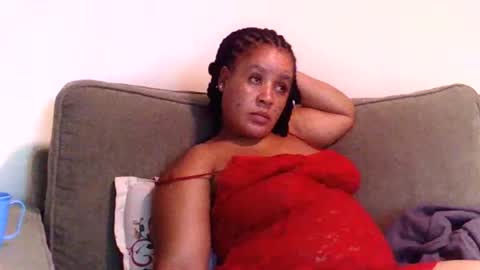 loise online show from February 11, 8:32 pm