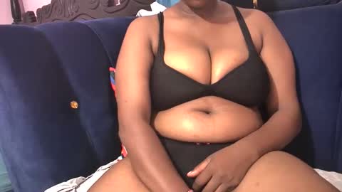 Snapshot of african_adasa02 chatting on October 2, 11:59 am african_adasa02 online show from October 2, 11:59 am