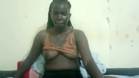 african_goddess22 online show from April 3, 12:36 pm