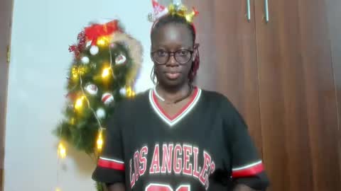 Leah online show from December 22, 3:44 am