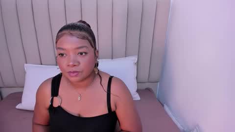 Snapshot of afrodita_de_amor chatting on October 28, 11:38 am Vr. online show from October 28, 11:38 am