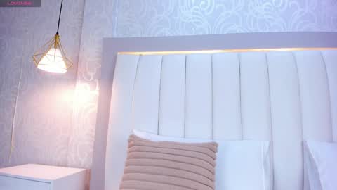 Snapshot of afrodytasky chatting on December 19, 11:29 am A F R O D I T A online show from December 19, 11:29 am