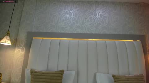 Snapshot of afrodytasky chatting on December 6, 11:33 am A F R O D I T A online show from December 6, 11:33 am