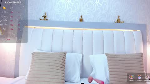 Snapshot of afrodytasky chatting on September 22, 12:03 pm A F R O D I T A online show from September 22, 12:03 pm