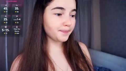 Snapshot of aftonbunkers chatting on October 5, 6:07 am Lana 1800 - 0330 UTC Mia 0700- 1630 UTC online show from October 5, 6:07 am