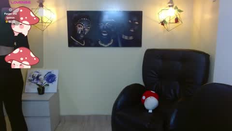 Snapshot of agarycus_ chatting on September 18, 12:37 pm Kimberly online show from September 18, 12:37 pm