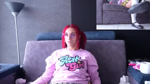 Snapshot of agatacollinsss chatting on September 28, 8:47 pm Agata Collinss online show from September 28, 8:47 pm