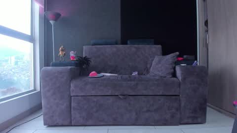 Snapshot of agatacollinsss chatting on February 9, 10:21 pm Agata Collinss online show from February 9, 10:21 pm