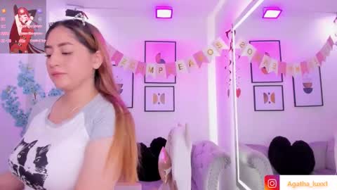 Agatha  online show from October 22, 12:32 pm