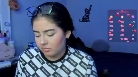 Snapshot of agatha_riccie chatting on September 12, 5:30 am Cat online show from September 12, 5:30 am