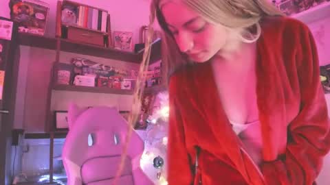 Camila     2 online show from December 9, 6:23 am