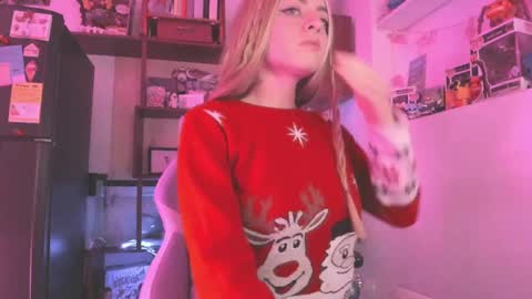 Camila     2 online show from December 13, 6:10 am