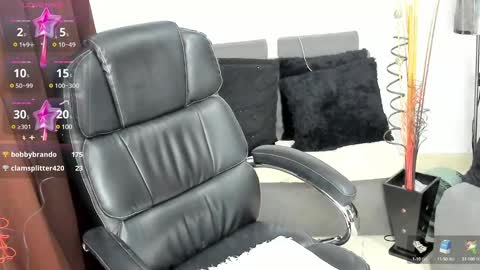 Agatha  online show from December 6, 10:07 pm