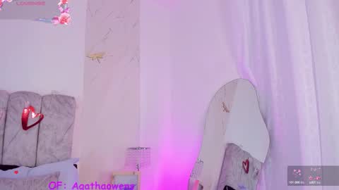 Snapshot of agathaowens chatting on September 26, 2:20 am Agatha Owens online show from September 26, 2:20 am