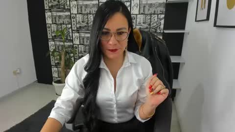 Aghata Moon online show from December 2, 12:28 pm
