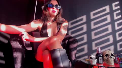 agnes_jones online show from December 18, 9:40 pm