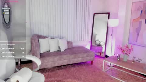 Snapshot of aida_adams chatting on February 24, 1:33 am AIDA ADAMS online show from February 24, 1:33 am