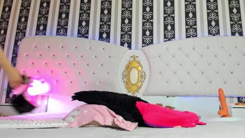 aidasina online show from December 30, 8:04 pm