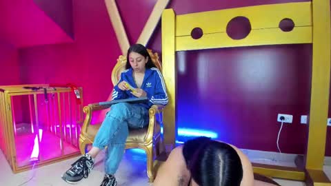  Aiko   Samantha  online show from February 21, 3:56 am