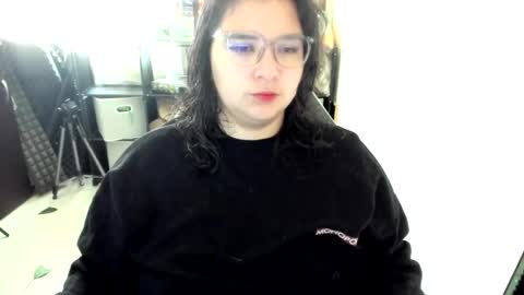 Catalina online show from November 30, 12:42 pm