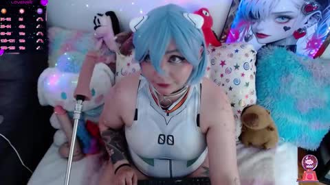 Snapshot of aiko_yagami chatting on March 10, 8:23 pm Aiko online show from March 10, 8:23 pm