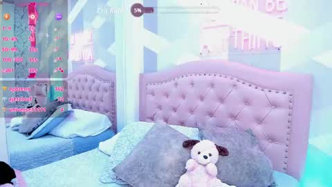 AikoLee online show from February 11, 9:31 am