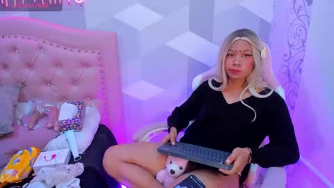 AikoLee online show from January 31, 5:51 am