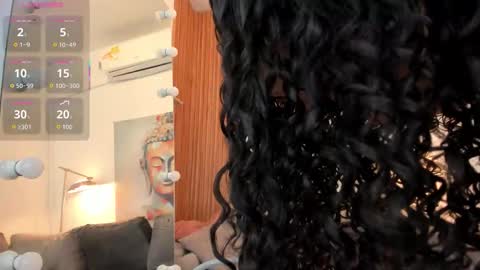 Snapshot of ailann_ chatting on October 17, 8:01 pm Alisson online show from October 17, 8:01 pm