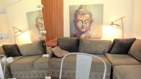 Snapshot of ailann_ chatting on October 21, 7:51 pm Alisson online show from October 21, 7:51 pm