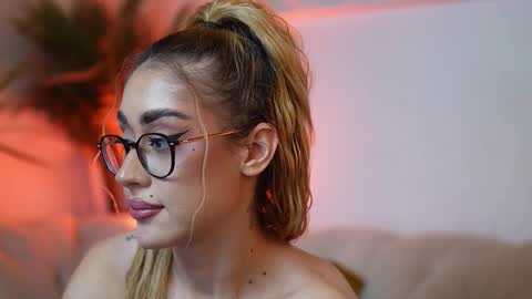  Aileen  online show from February 21, 6:47 am