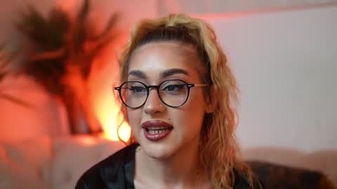  Aileen  online show from February 26, 10:31 pm