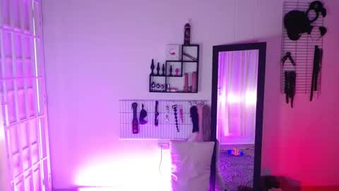 aileen danger online show from February 10, 9:36 pm