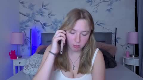 Alisa online show from November 5, 1:49 pm