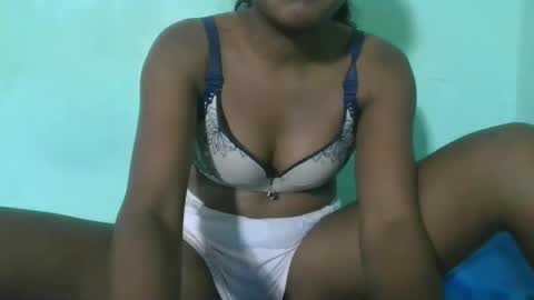 aimeamour online show from February 27, 6:31 pm