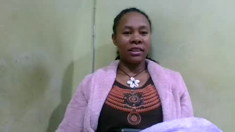 aimee982179 online show from June 12, 3:03 am