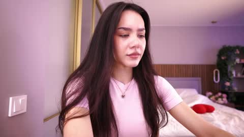 Aisha online show from April 22, 5:48 am