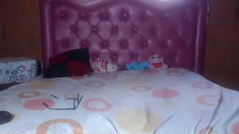 Snapshot of aisha_koswell3 chatting on February 8, 12:28 pm aisha koswell3 online show from February 8, 12:28 pm