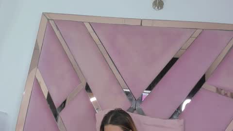 aisha_violeht online show from February 20, 1:45 pm