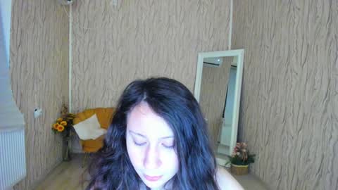 Aisha online show from December 22, 5:23 am