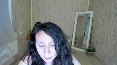 Aisha online show from January 3, 5:28 am