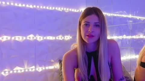 Aisha online show from October 9, 5:44 am