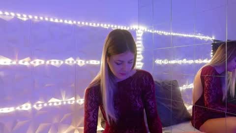 Aisha online show from October 23, 5:24 am