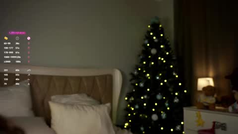 Aliza online show from December 25, 1:10 am
