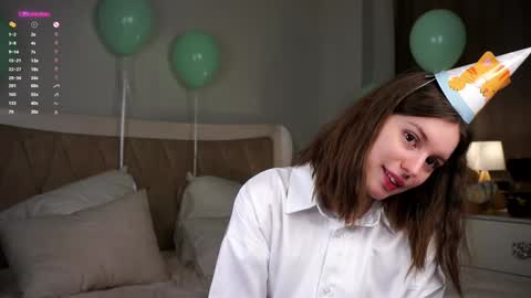 Aliza online show from December 4, 1:14 am