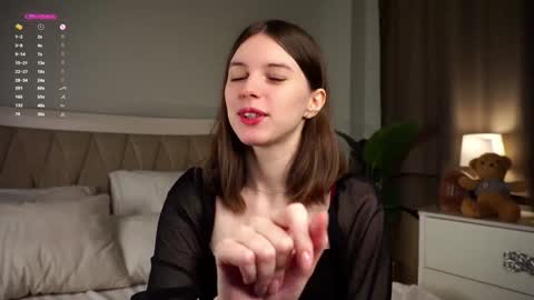 Aliza online show from December 15, 1:13 am