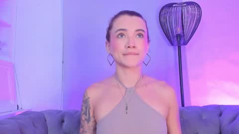 little aitana  online show from October 8, 4:39 am